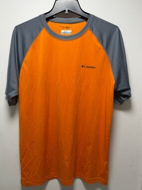 Columbia Omni-Shade sun protection Orange and Gray Short-Sleeve  Performance Tee